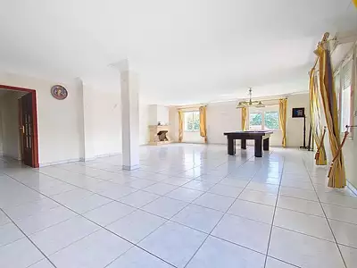 Maison, 300 m²