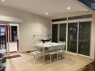 Maison, 226 m²
