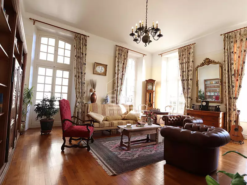 Appartement, 198 m²