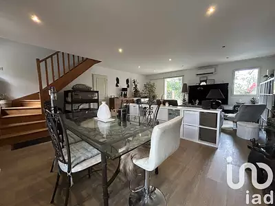 Maison, 156 m²