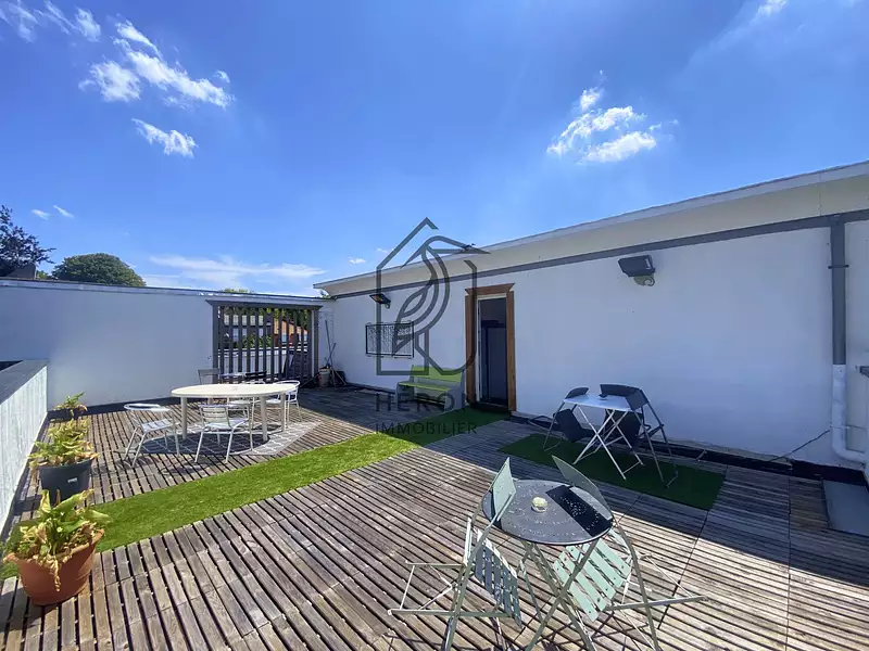 Maison, 393 m²