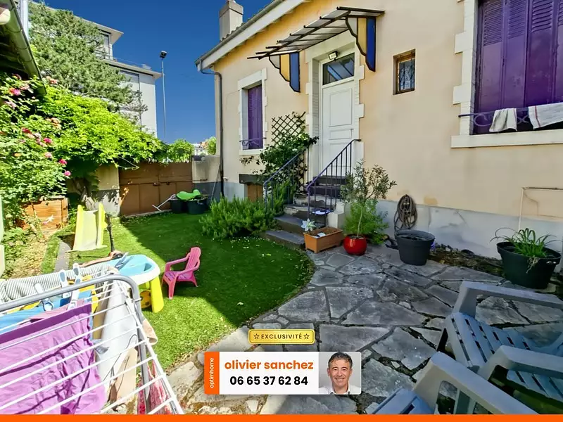 Maison, 117 m²