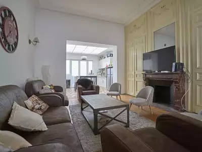 Maison, 210 m²