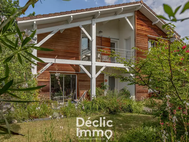 Maison, 180 m²