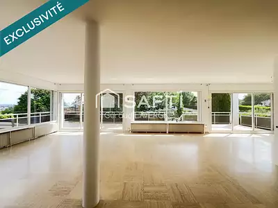 Maison, 242 m²