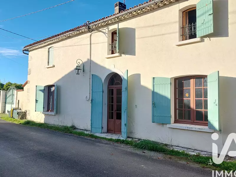 Maison, 247 m²