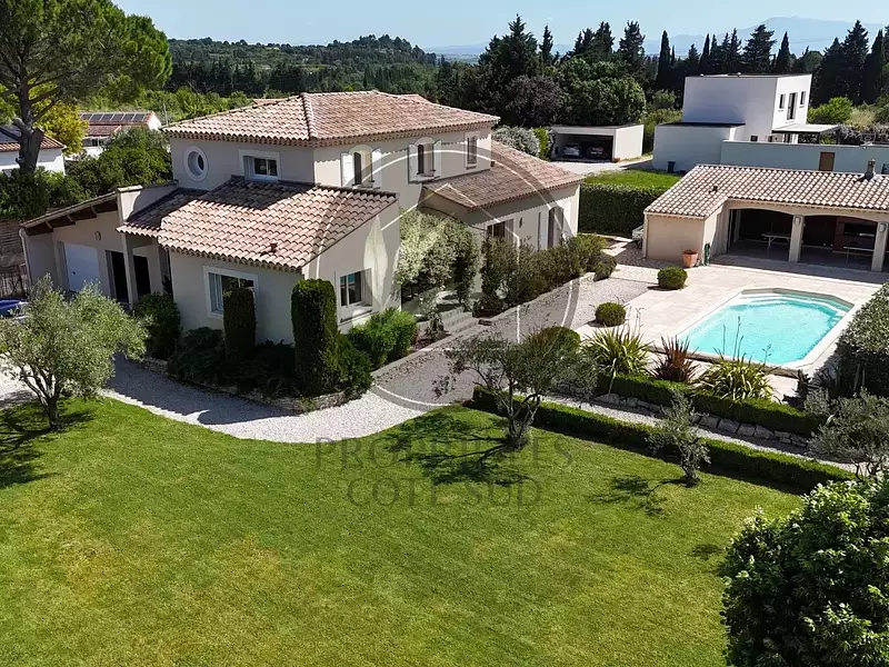 Maison, 190 m²