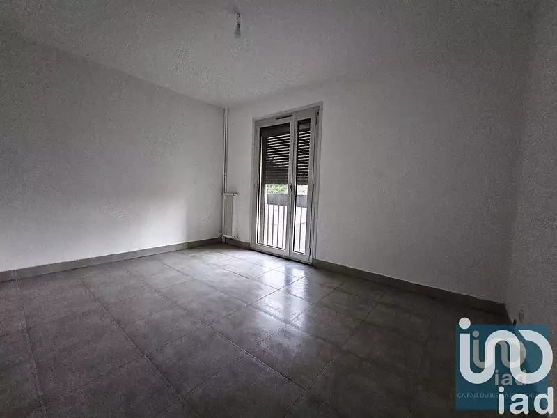 Immeuble, 621 m²