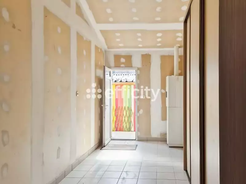 Maison, 89 m²