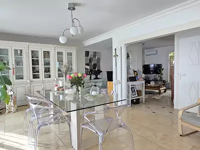 Maison, 205 m²