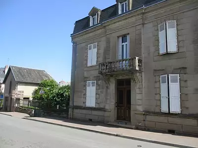 Maison, 240 m²