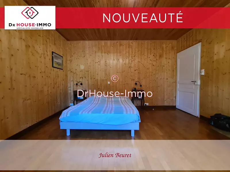 Maison, 240 m²