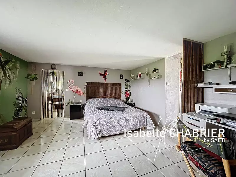 Maison, 217 m²