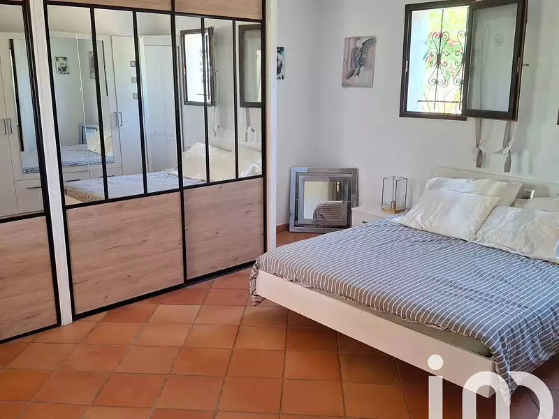 Maison, 178 m²