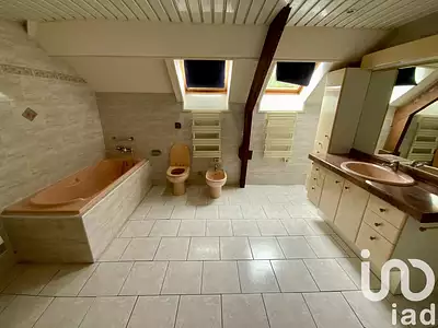 Maison, 179 m²