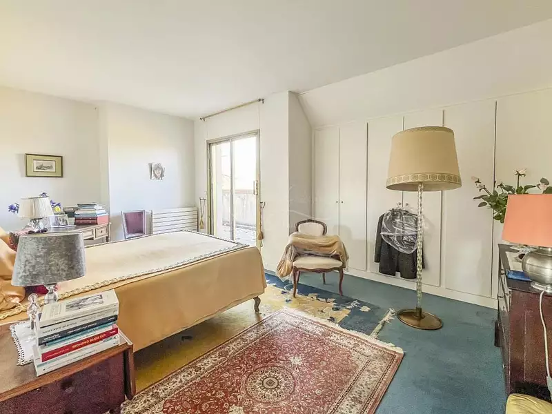 Maison, 254 m²