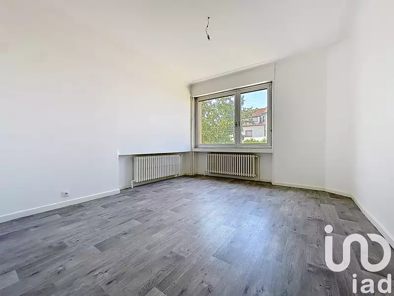Immeuble, 235 m²
