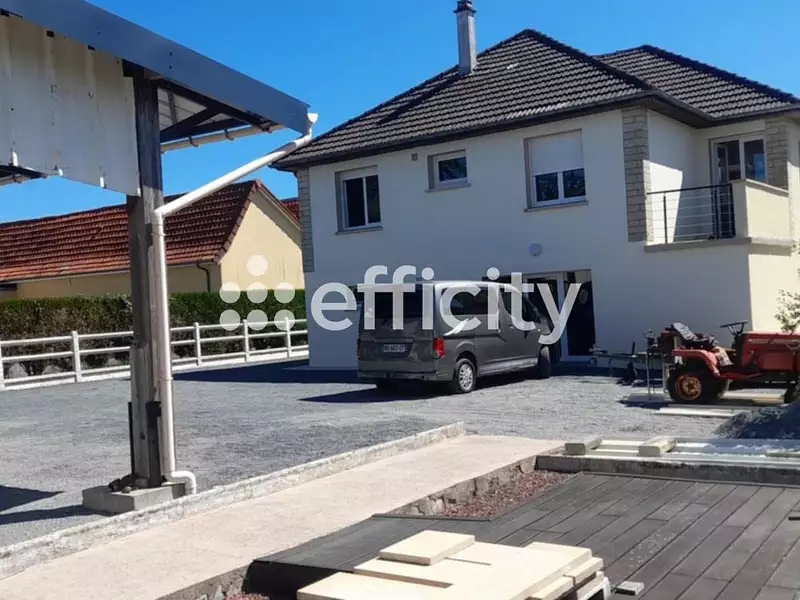 Maison, 195 m²