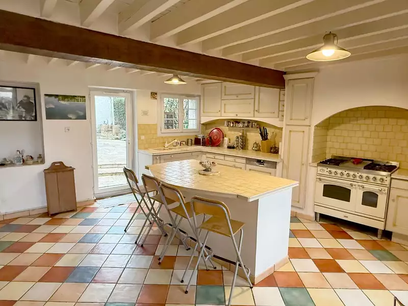 Maison, 250 m²