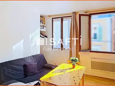 Immeuble, 244 m²