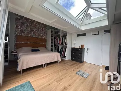 Maison, 196 m²