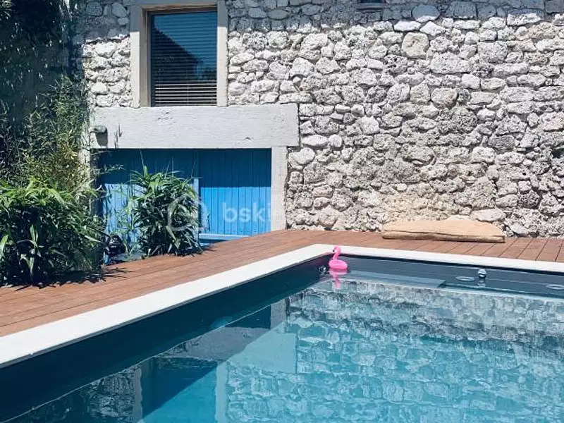 Maison, 230 m²