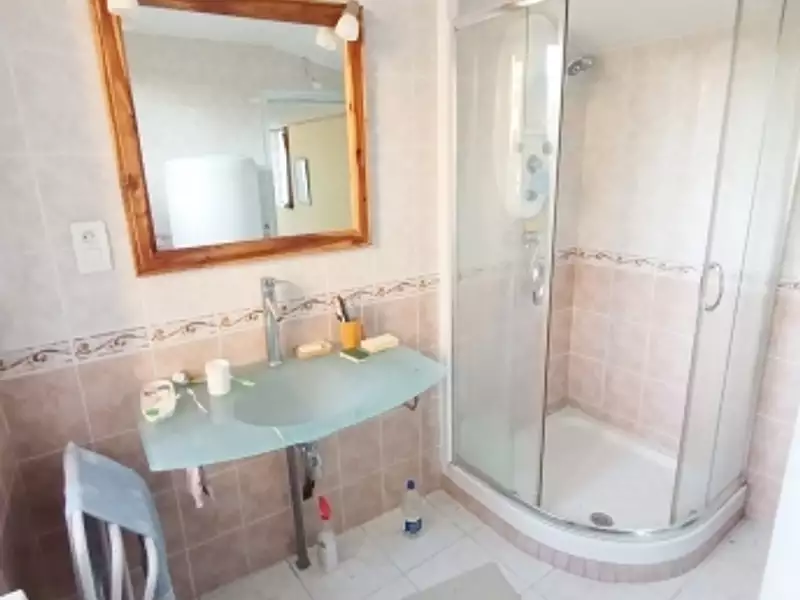 Maison, 218 m²