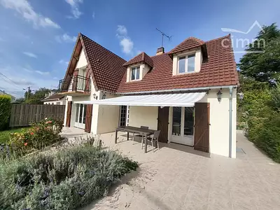 Maison, 137 m²