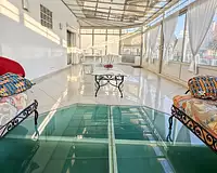 Maison, 221 m²