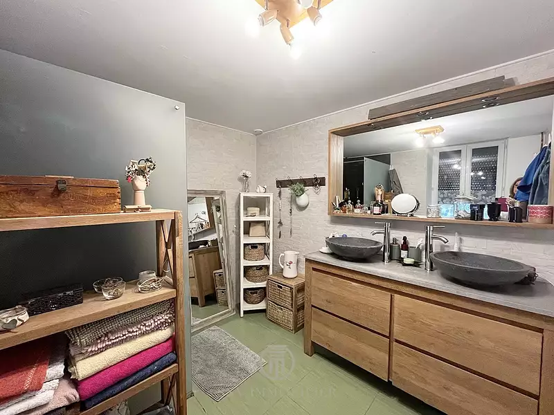 Maison, 178 m²