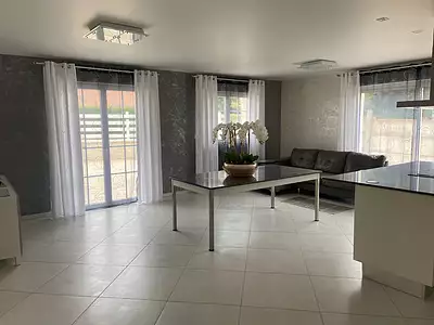 Maison, 164 m²
