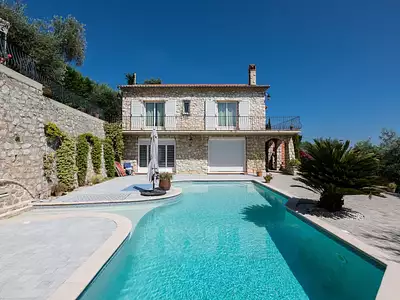 Maison, 260 m²
