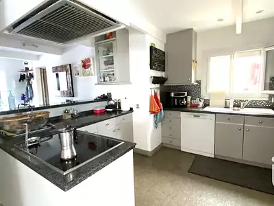 Maison, 200 m²
