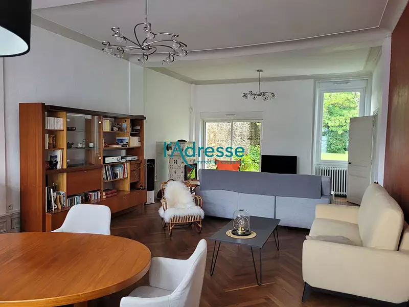 Maison, 300 m²