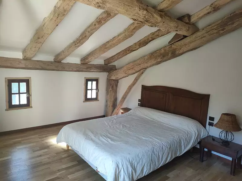 Maison, 570 m²