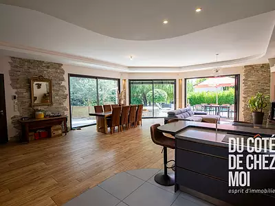 Maison, 186 m²
