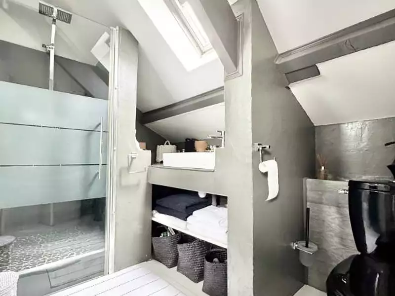 Maison, 280 m²