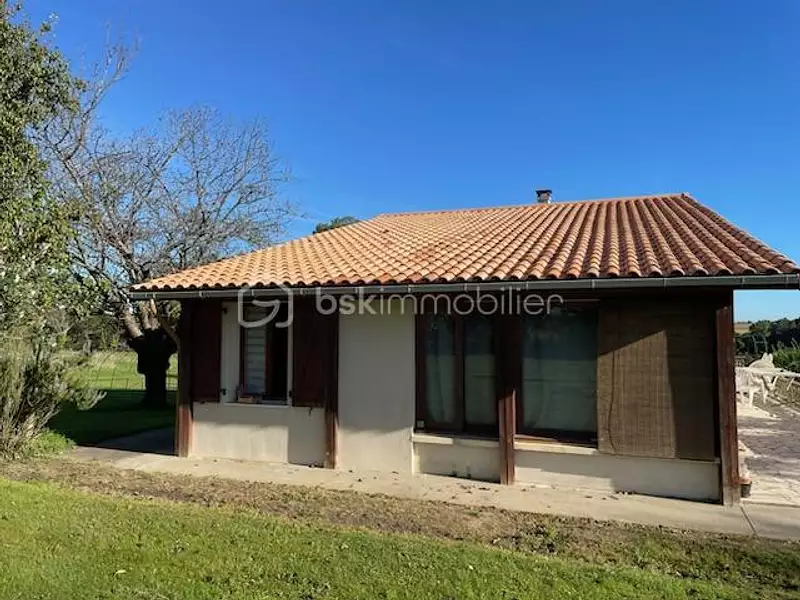 Maison, 77 m²