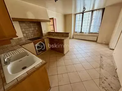 Maison, 240 m²