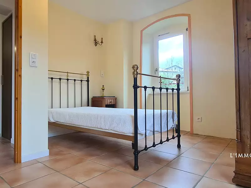 Maison, 307,4 m²