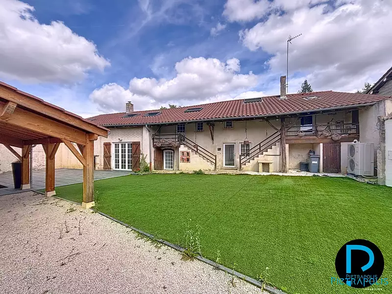 Maison, 180 m²