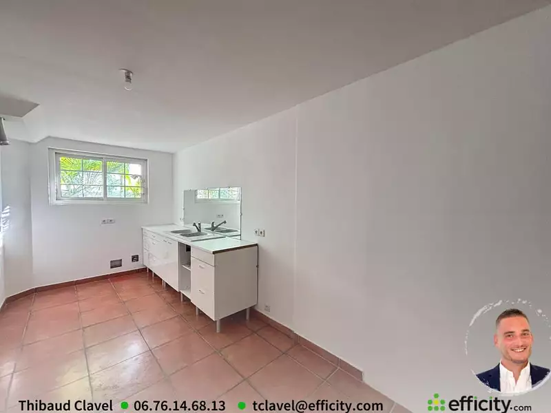 Maison, 170 m²