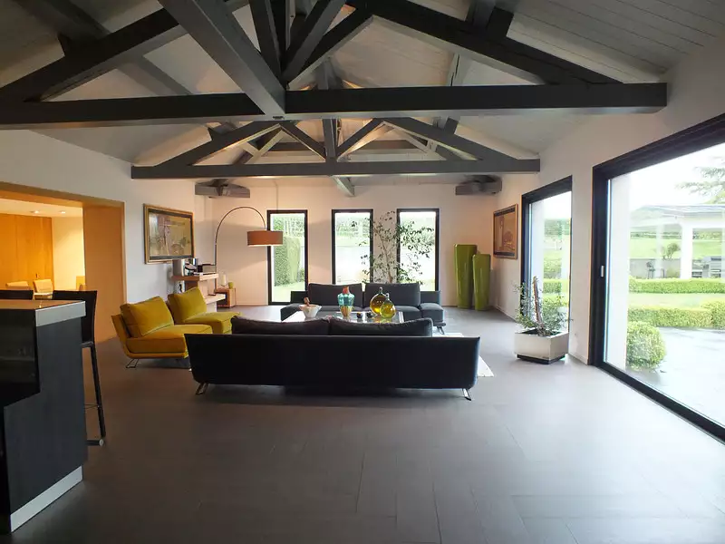 Maison, 730 m²