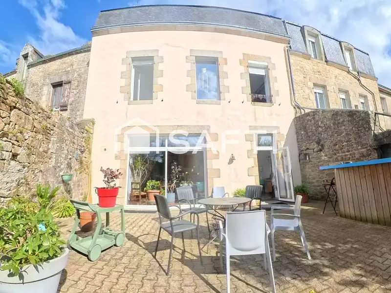 Maison, 234 m²