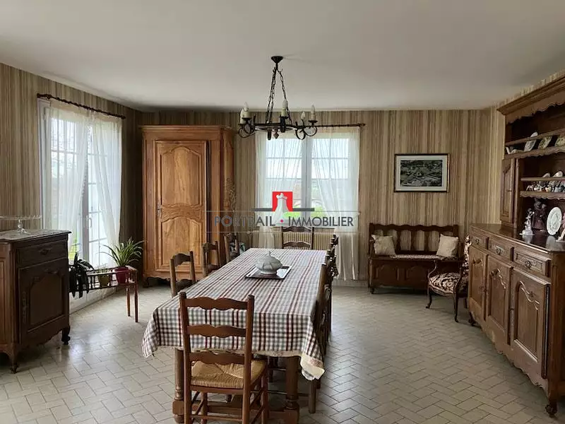 Maison, 155 m²