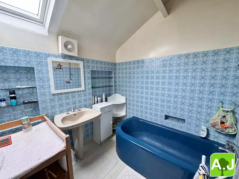 Maison, 162 m²