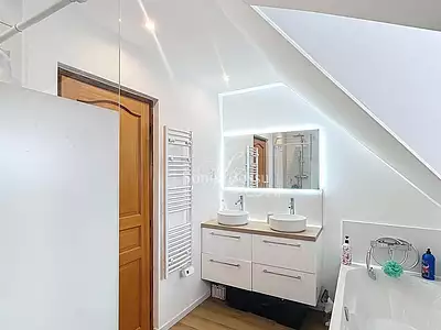 Maison, 180 m²