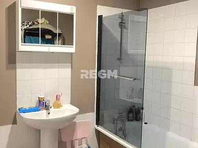 Maison, 240 m²
