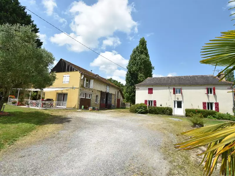 Maison, 250 m²