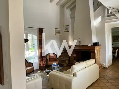 Maison, 163 m²